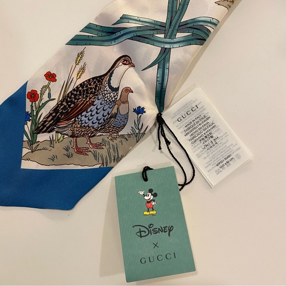 Gucci x Disney Mickey Mouse Floral Print Scarf Wrap - Picture 7 of 11